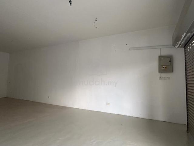 Taman Laman Indah Single Storey Shoplot Gelang Patah For Sale 1