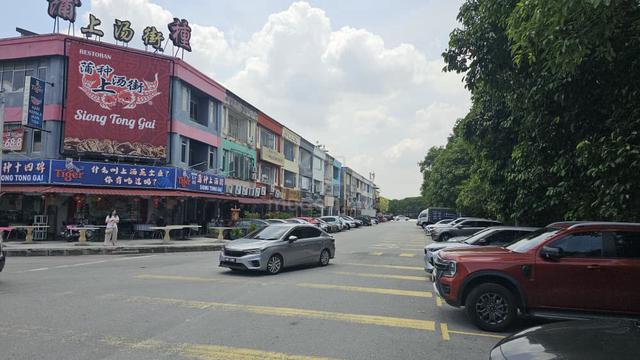 Shop/Office Lot at Puchong 1