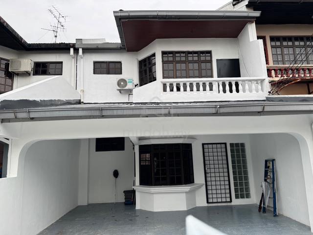 CIQ / Taman Daya / 4 Bedroom / Jalan Rumbia / Woodlands 1