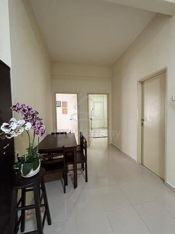 Condo 900 1