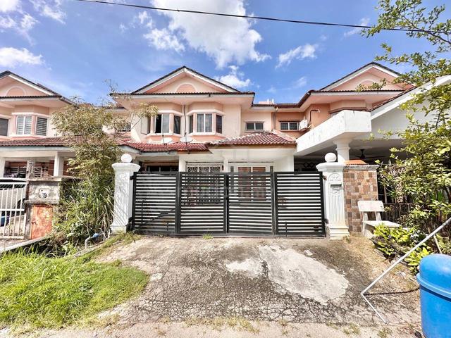 RENOVATED Double Storey Terrace Taman Alam Jaya Puncak Alam 1