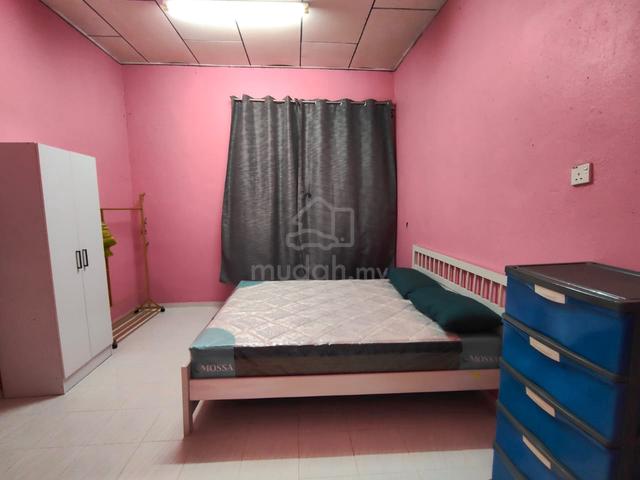 Bilik Sewa (wanita ) 1