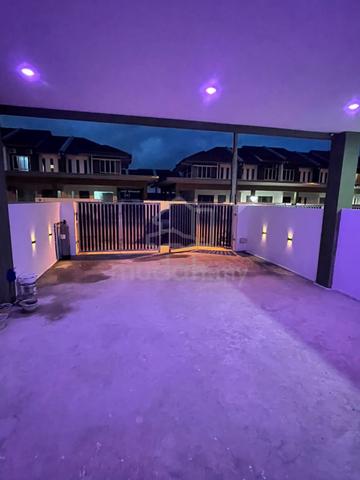 Room For Rent at Prime Location Bintulu 1
