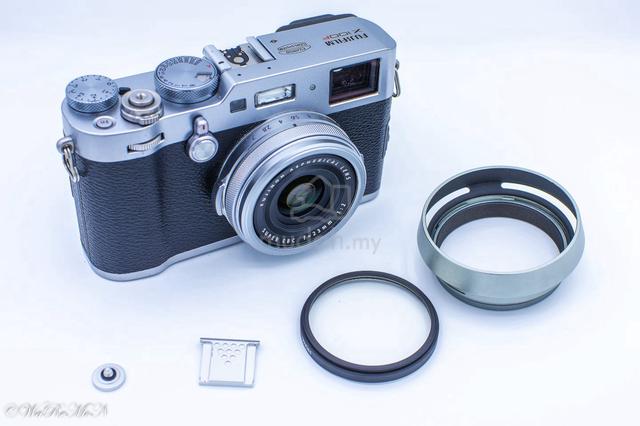 FUJIFILM X100F Digital Camera, Silver Argent - photo 6 of 6