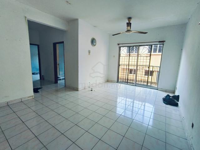 Sri Putra II Apartment 1