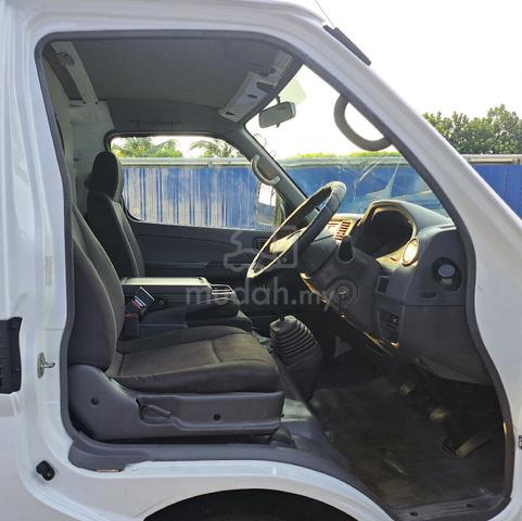 2012 Nissan URVAN 3.0 PANEL (M) - 5