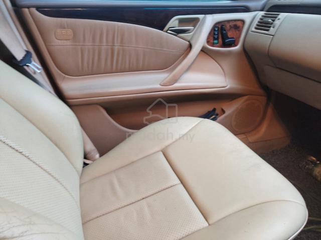 2002 Mercedes Benz E-CLASS 2.0 200 K (CKD) W210 - 5