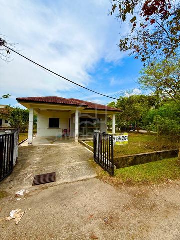CORNER, Banglo Setingkat, Kota Perdana, Equine, Seri Kembangan 1
