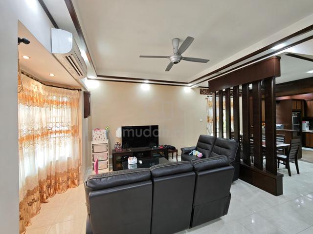 Mount Austin @Lake Palm Double Storey Terrace Corner lot For Sales 1