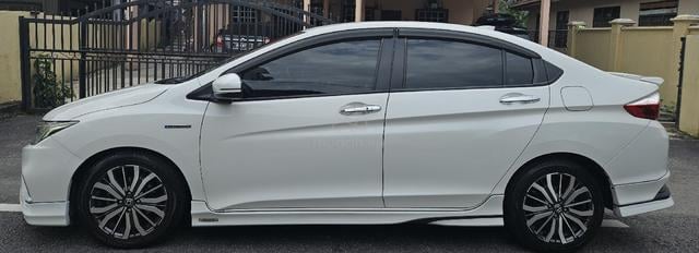 2017 Honda CITY 1.5 HYBRID Direct Owner - 4