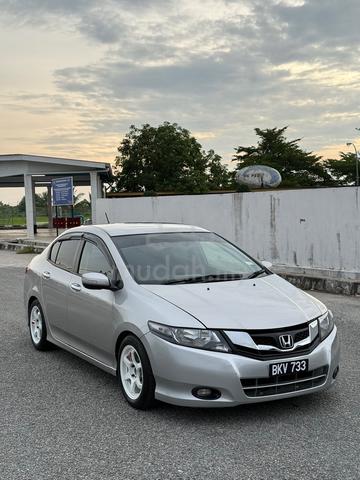 honda city gm2 e spec 2010 - 1