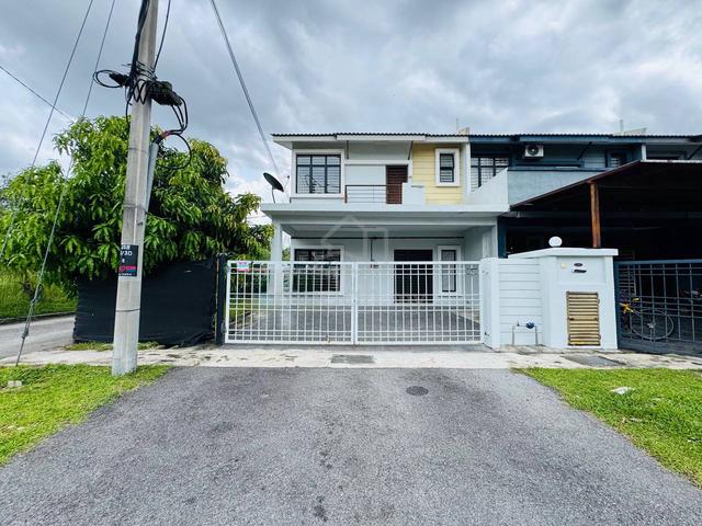 End Lot Double Storey Camelia Taman Saujana Rawang 1