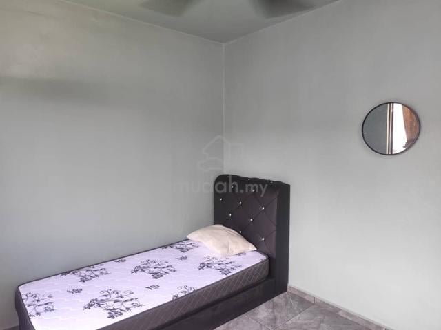 Room For Rent Seri Alam, Masai 1