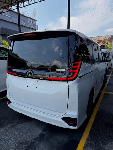 2022 Toyota NOAH 2.0 SZ (A) - 5