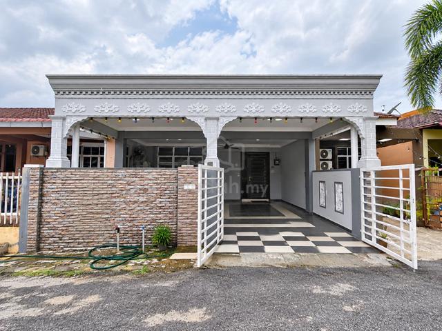 [RUMAH CANTIK - FREEHOLD] Teres 1 Tkt, Taman Pulau Gadong Jaya, Melaka 1