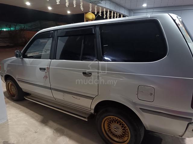 2000 Toyota UNSER 1.8 GLi (M) - 3