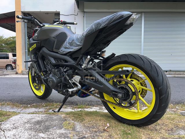 Carousel Image
