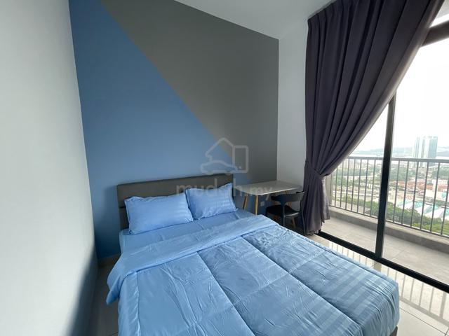 Twin Tower Room For Rent Walking to CIQ JB 1