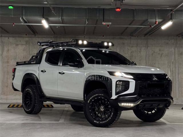 2022 Mitsubishi TRITON 2.4 VGT PREMIUM (A) - 1
