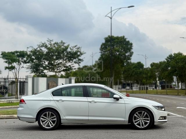 -2019- Volkswagen PASSAT 2.0 TSI HIGHLINE (CKD) B8 - 2