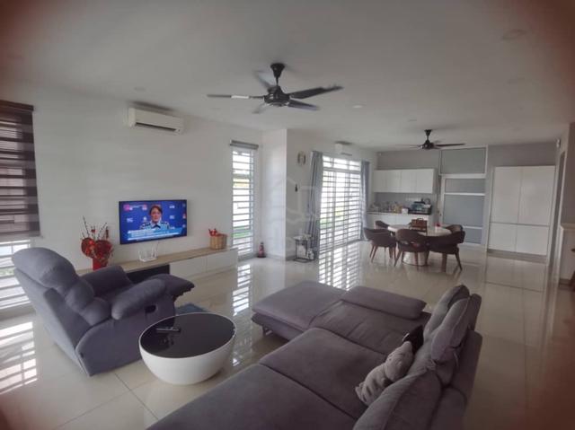 Bandar Puteri Jaya Roseville Double Storey Semi-D 1