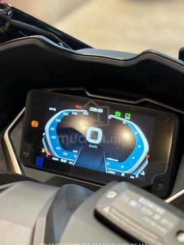 Carousel Image