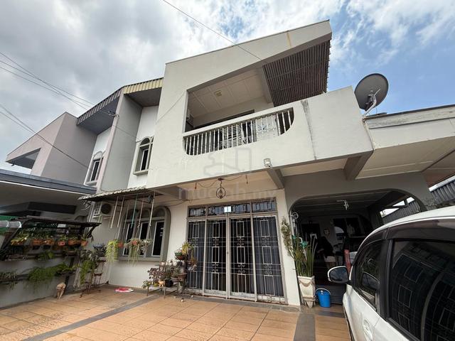 Double Storey Semi Detached House For Sale At Rubber Road Kuching 1