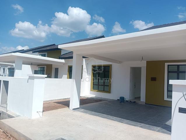 Freehold with Extra Land Single Storey semi D nr Kesidang Bachang Kg8 1