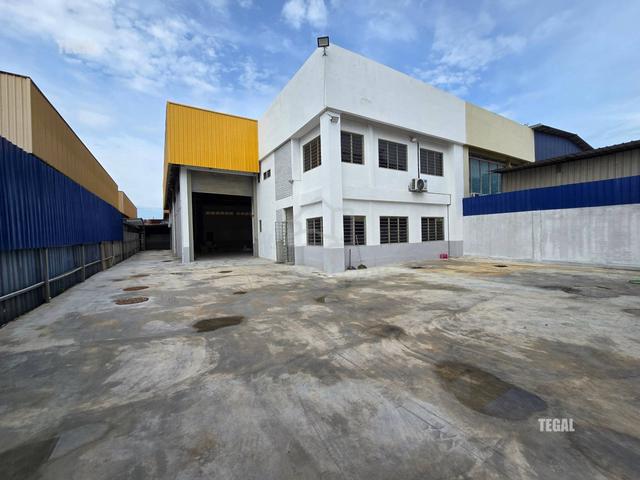Pandamaran Port Klang 1.5 Storey Semi D Factory Power 150 Amp With Cf 1