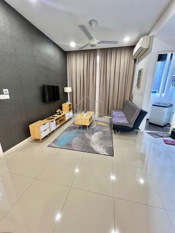 D' Pristine @ Medini 1
