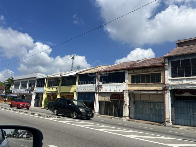Worth Buy ! Facing Main Road |British Design 2 Storey Shophouse 1