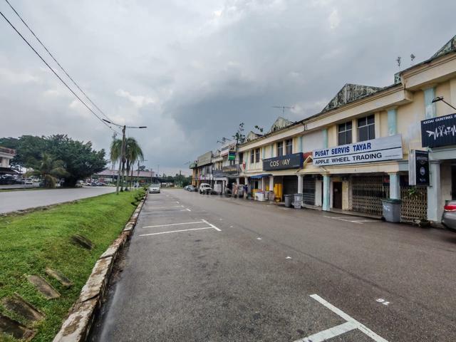 For Rent Ground Floor Shop Kulai, Kelapa Sawit, Taman Manis 1