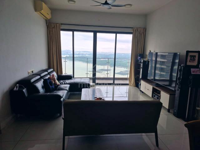 Bay Laurel @ Country Garden Danga Bay 1