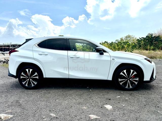 2023 Lexus UX200 2.0 F-SPORT+7yr warty & 3yr servi - 5