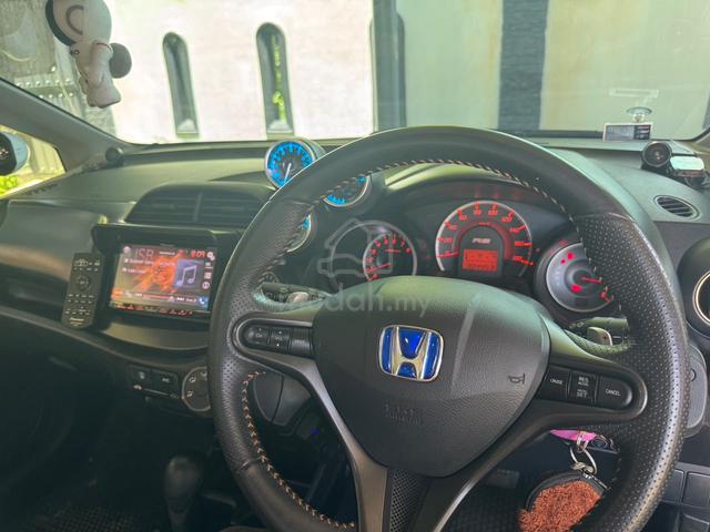 2013 Honda JAZZ 1.5 S FACELIFT (A) - 4