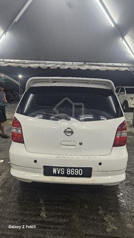 2011 Nissan GRAND LIVINA 1.6 CLASSIC/COMFORT (A) - 2