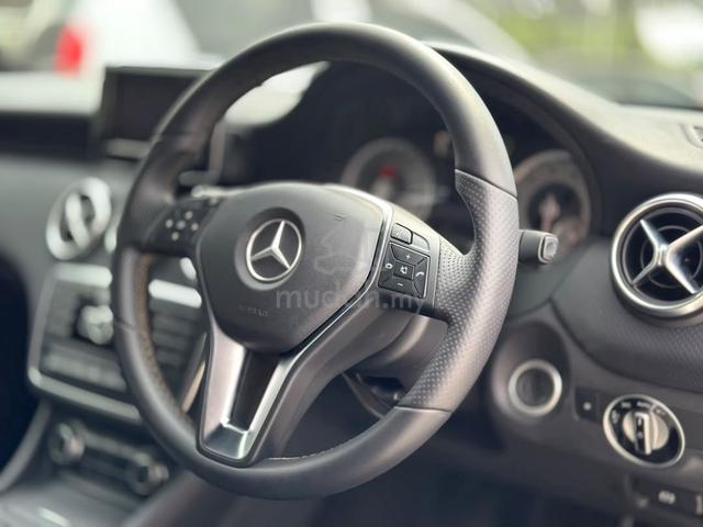 MERCEDES BENZ A200 1.6 LOCAL SPEC LOW MiLEAGE - 2
