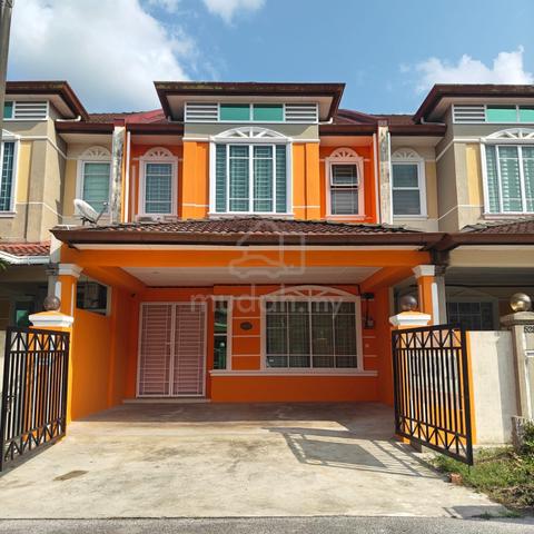 Uni Garden, double storey house, 4 bedrooms and 3 bathrooms, Samarahan 1