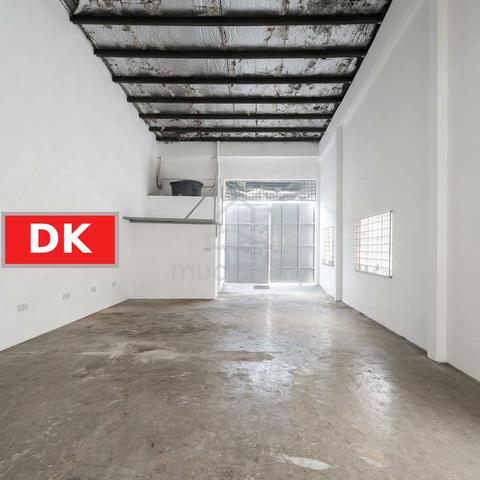 Bandar Teknologi Kajang 1.5 Storey Link Factory for Rent 1