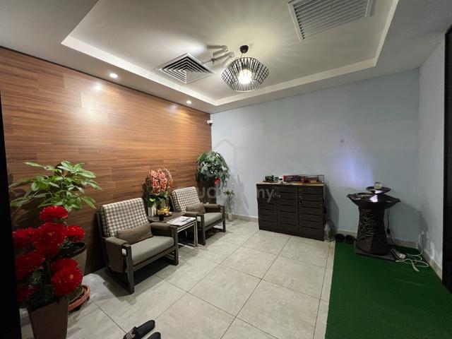 Wisma Merdeka for SALE | 9 Office Rooms | Nice Pantry | Seaview 1