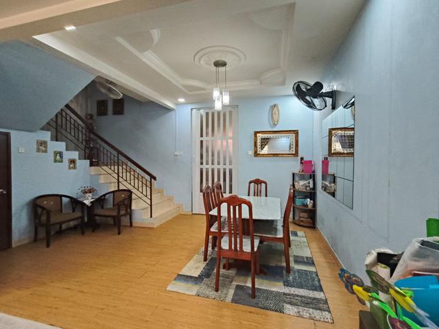 BELOW MARKET Double Storey Terrace Bandar Parklands Klang 3