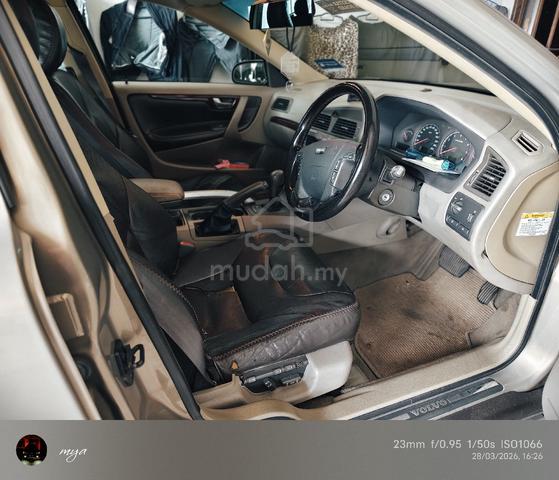 2001 Volvo V70XC 2.3 CROSS COUNTRY (A) - 4