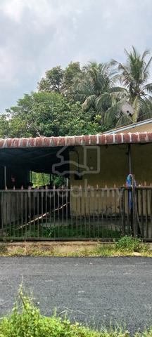 Rumah tepi jalan padang pak amat 1
