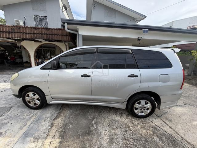 Toyota Innova 2.0 E (A) 2008 - 3