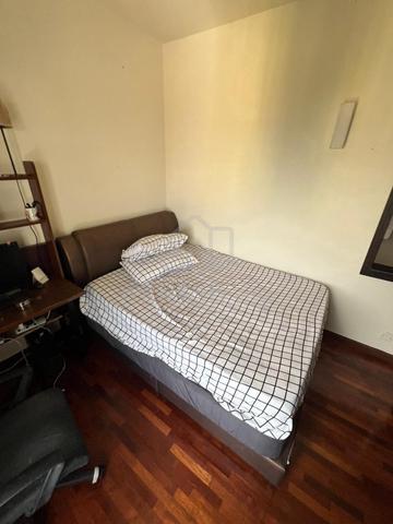 Seri Maya Middle Room Mix Gen Unit For Rent 1