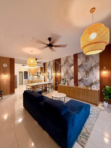 Rumah untuk disewa di MSenyumia 2 Tingkat Fully Furnished Salak Tinggi 1