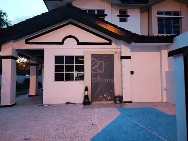 Large AND CORNER LOT, MUTIARA RINI🏡FOR SALE 1