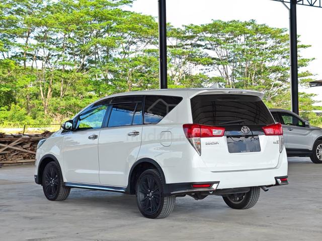 2018 Toyota INNOVA 2.0 X (A) FULL LEATHER SEAT - 4