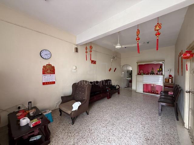 Taman Pelangi Double Storey Terrace House 5bed Johor Bahru 1