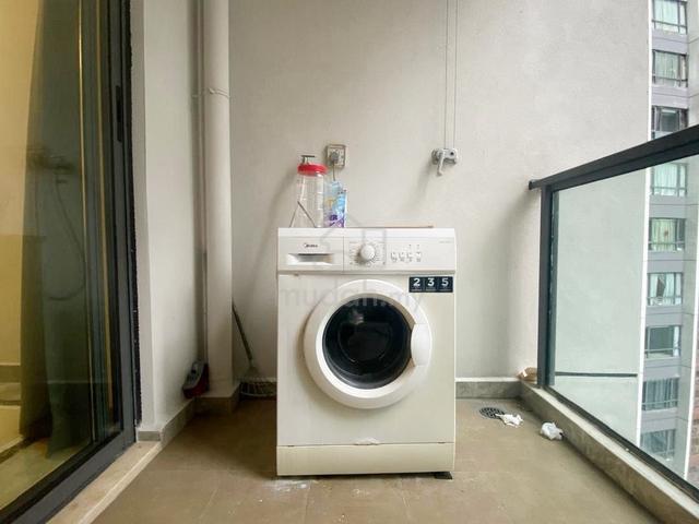 R&F Princess Cove, Room Rental, Jb Town, Walking Distance Ciq, Sg 4
